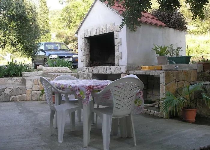 Apartment Vranicic Vis